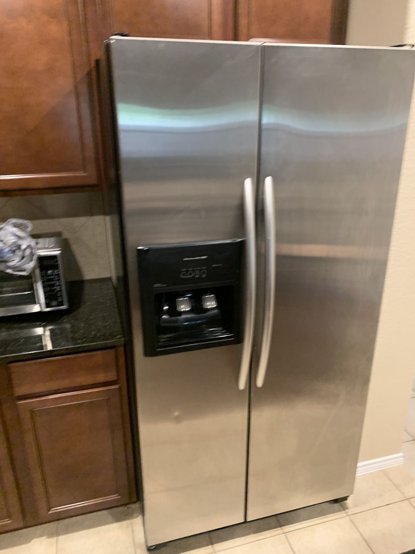 Kitchen aid Refrigerator 