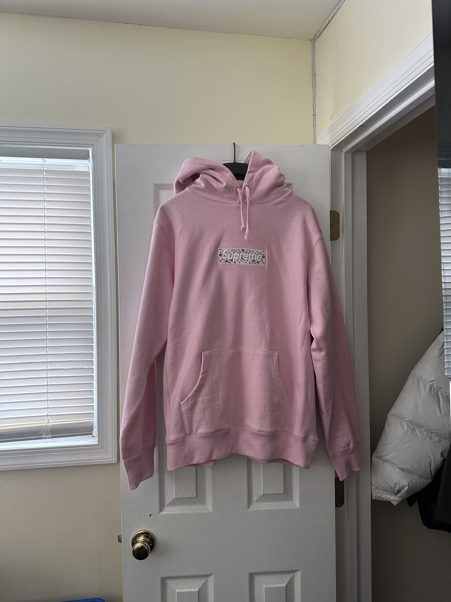 Supreme pink bandanna box logo hoodie