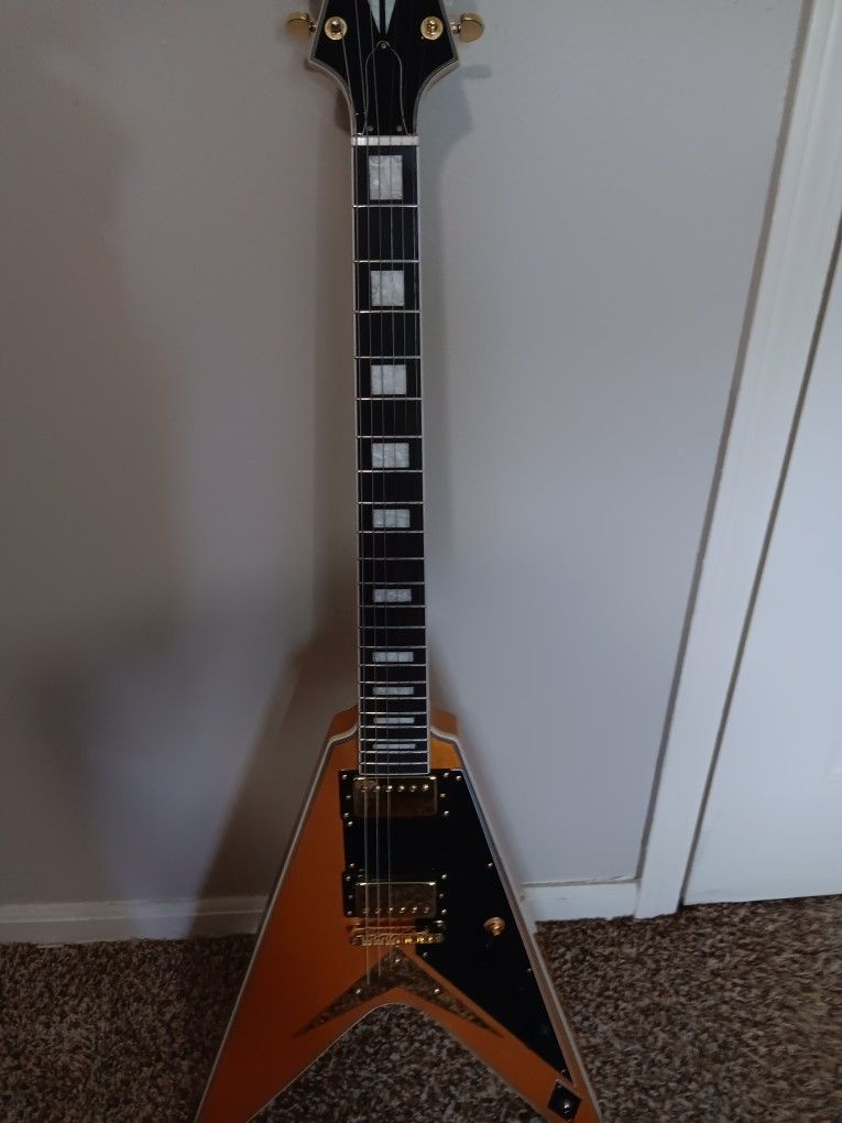 Gibson Flying V Gold