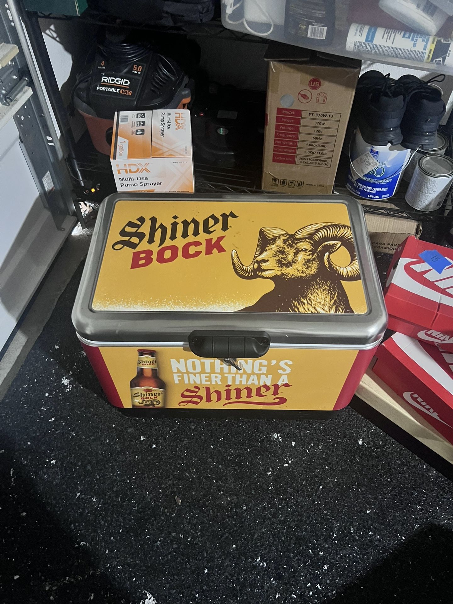 Shiner Coleman Cooler
