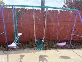 Outdoor swing