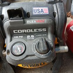 DeWalt Compressor