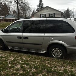 2005 Dodge Grand Caravan Silver 