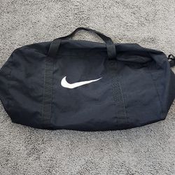 Nike Large Duffle Bag.  Black. 