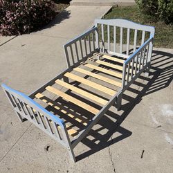Toddler Bedframe