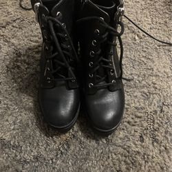 Black Chunky Boots 