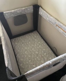 Graco Pac N Play With Padding
