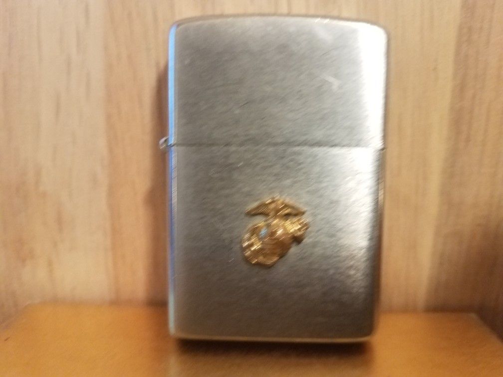 1981 Zippo lighter Marine emblem