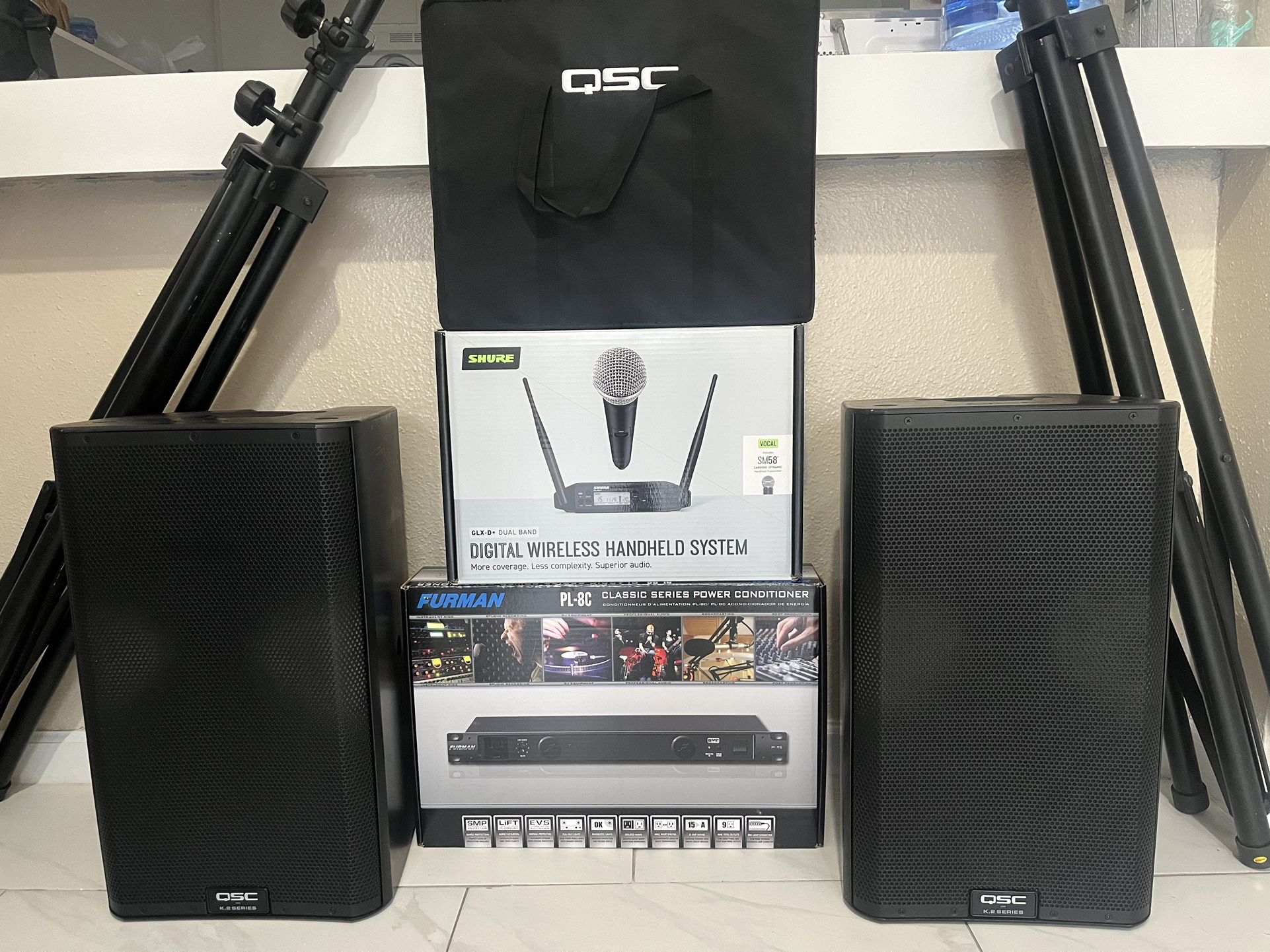 Qsc ,Speaker,Mixer,PA system,Shure microphone 