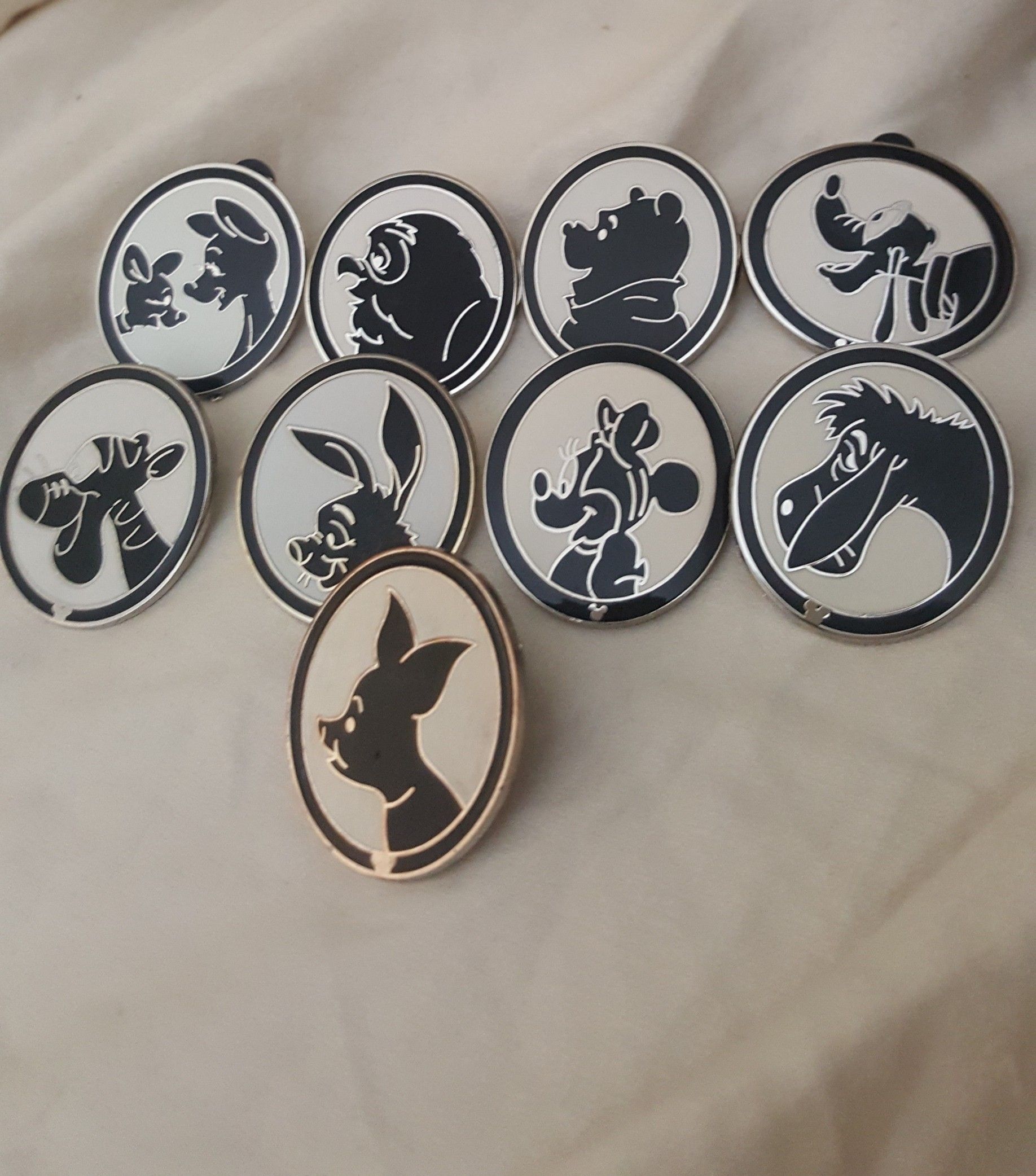 Disney Winnie the pooh and Mickey 9 pin silhouette set
