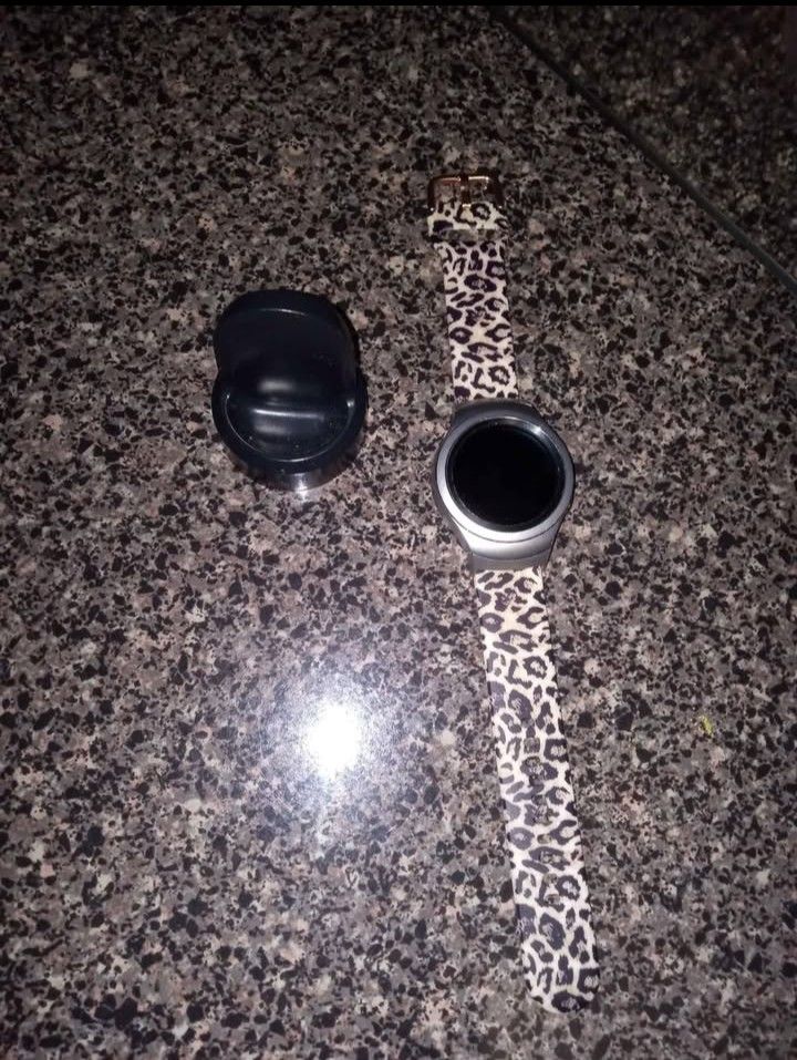 Samsung Gear S2 Smart Watch
