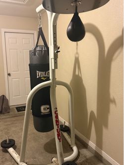Everlast Boxing Training Station