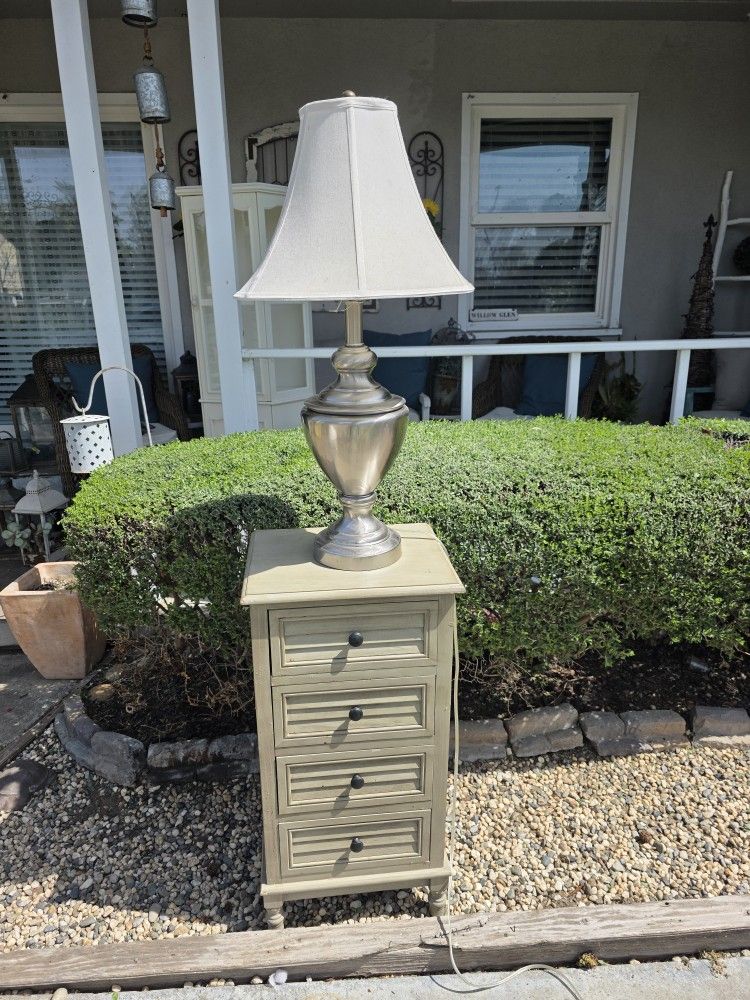 End Table/ Side Table