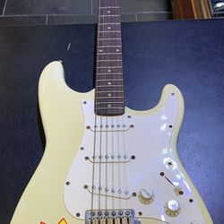 Squier By Fender Stratocaster Korean Electric Guitar Good Shape