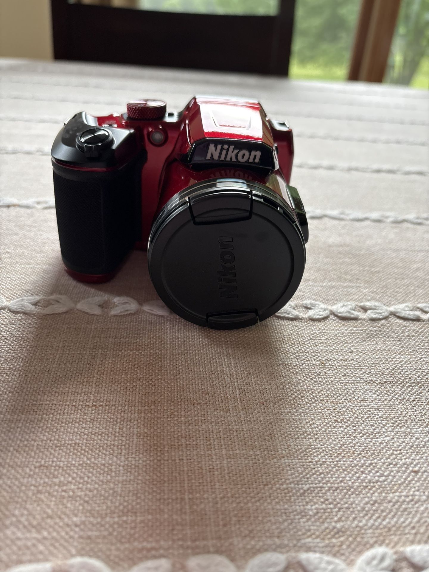 Nikon Coolpix B500
