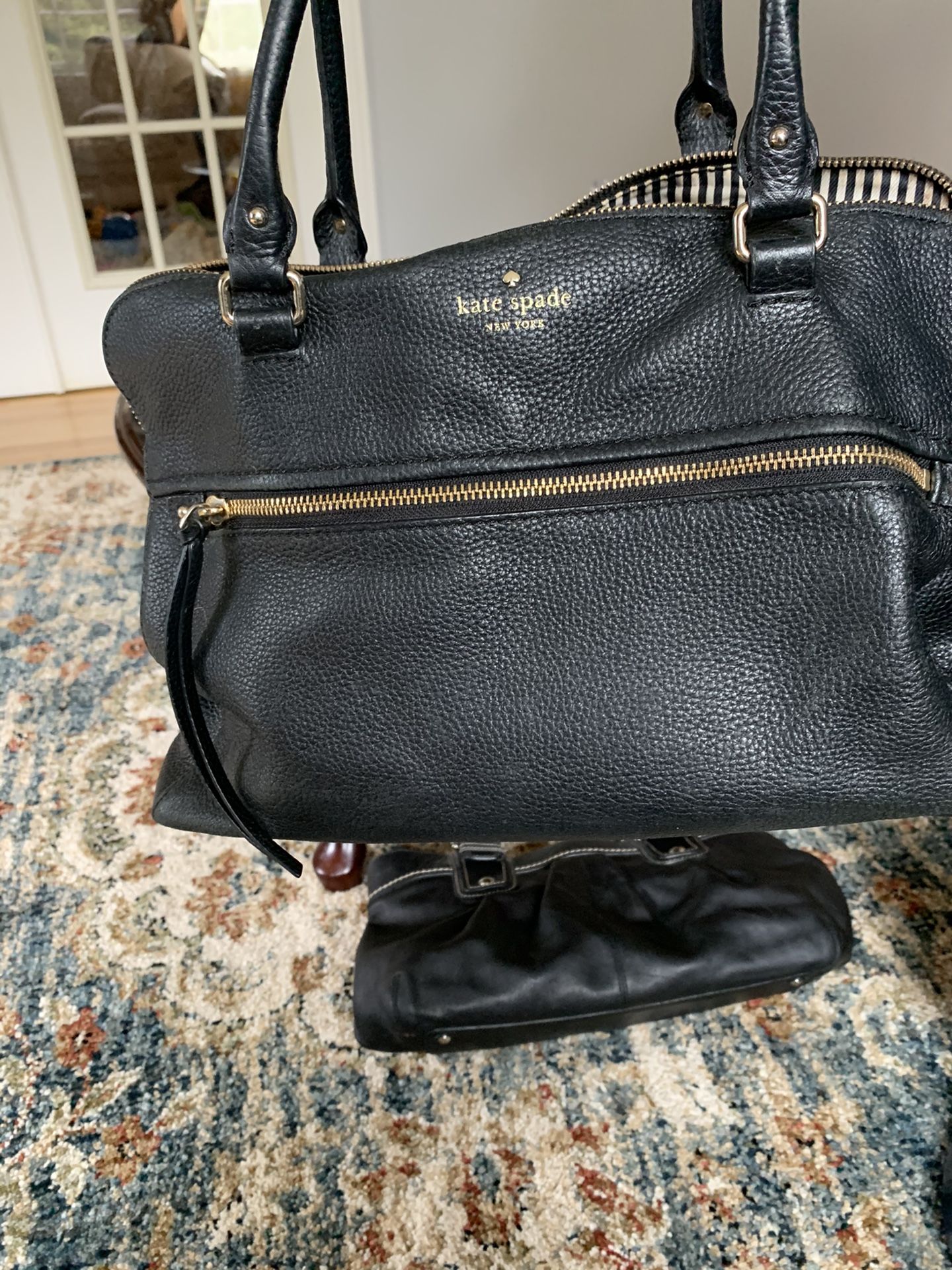 Kate Spade Shoulder Bag Need Cleaning