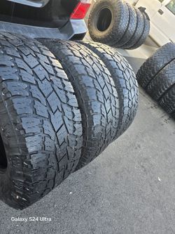 Only 3 Used Tires Lt305 70r17 Toyo Open Country AT11 $250.00