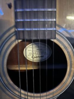 House Dressers/cabinets/ Murals/guitar/figurines