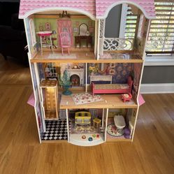Doll House
