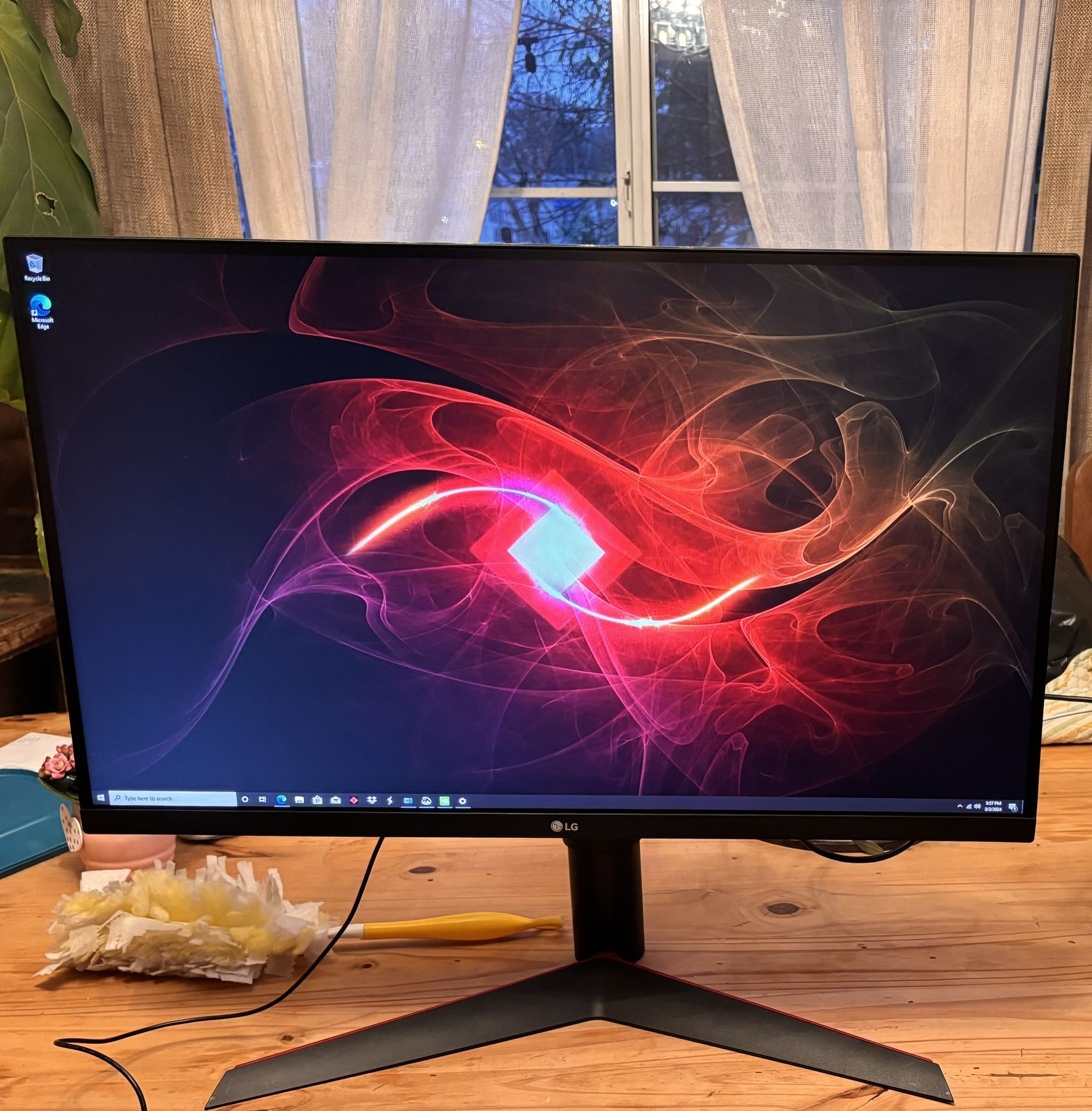 LG 27GL83A-B 27 Inch Ultragear