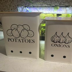 Kitchen Storage Tins