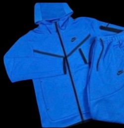 Kids Nike Tech