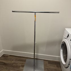Clothes rack from forever 21