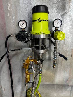 Kremlin  10C18 Wall Mount Airmix Paint Sprayer System