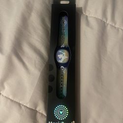 Disneyland World Of Color Magic Band Plus