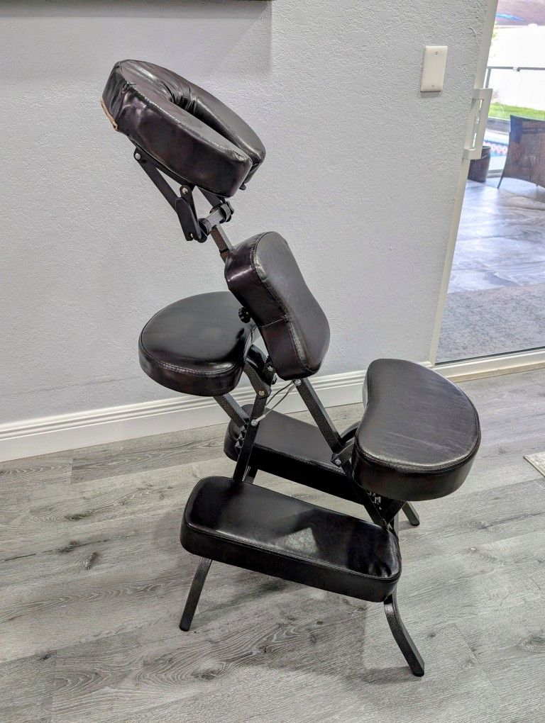 MASSAGE CHAIR FOR SALE