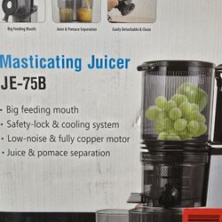 Canoly Masticating Juicer, Model JE-75B