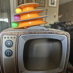 Cat Toy And Scratching Tv House