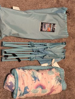 LIKE NEW‼️ BEST KIDS PORTABLE COT ‼️