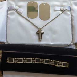 Men's Neck Chain and Bracelet *New *Never Worn 