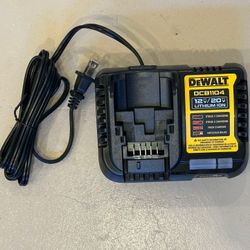 Dewalt DCB1104 12V/20V MAX 4 Amp Charger.