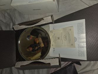 : Vintage 1985 Norman Rockwell Plate "A Family's Full Measure" - Box & COA Included