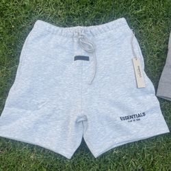 Essential Shorts 
