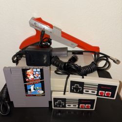 Original Nintendo Gaming System With Orange Zapper