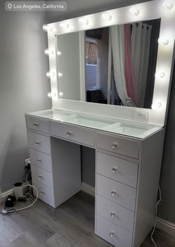 NEW LED BIG Hollywood Style Vanity  