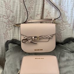 Micheal kors purse