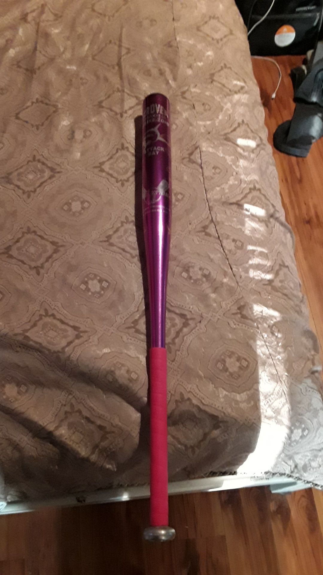 Softball official bat brand new its pink size 28