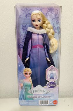 Frozen Enchanted Stories Elsa Fashion Doll