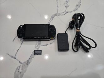 PSP 1001 with Memory Card