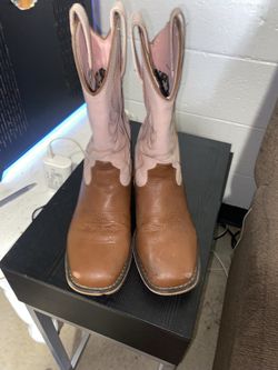 Girl boots