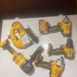 DeWaLT