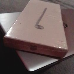 Apple Wireless Keyboard 2009....