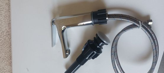 Bathroom Faucet, Brass (Chrome)