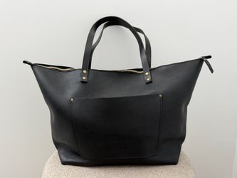 Portland Leather Black Tote Bag with Zipper