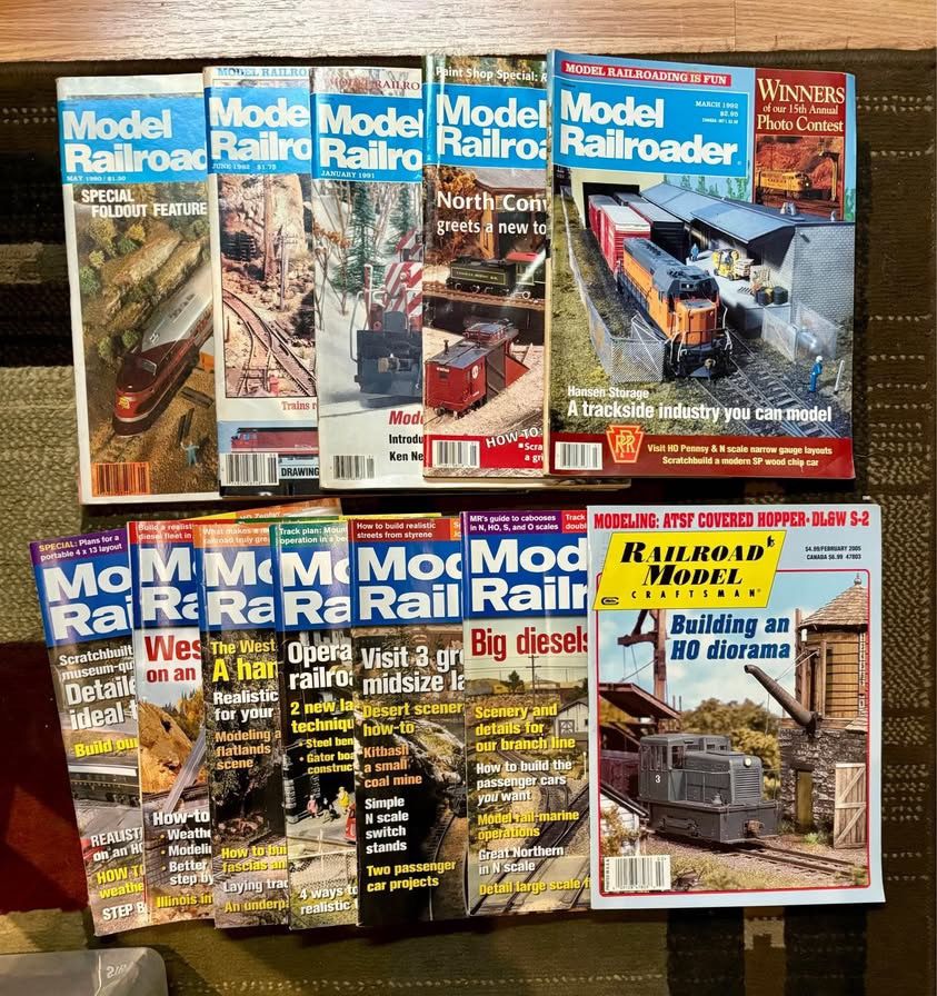 Lot Of 12 Model Railroader Magazines 1(contact info removed)