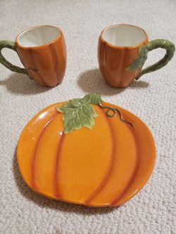 Fall serving plates